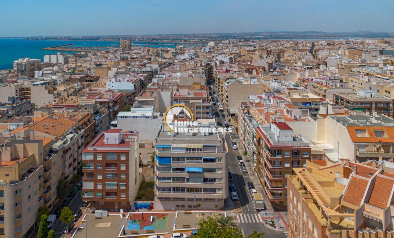 Resale - Apartment - Torrevieja - Playa del Cura