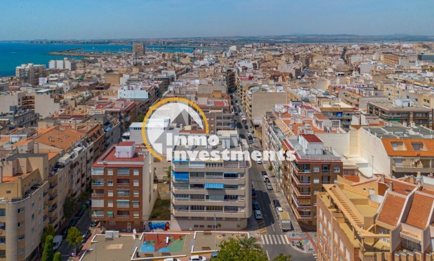 Resale - Apartment - Torrevieja - Playa del Cura