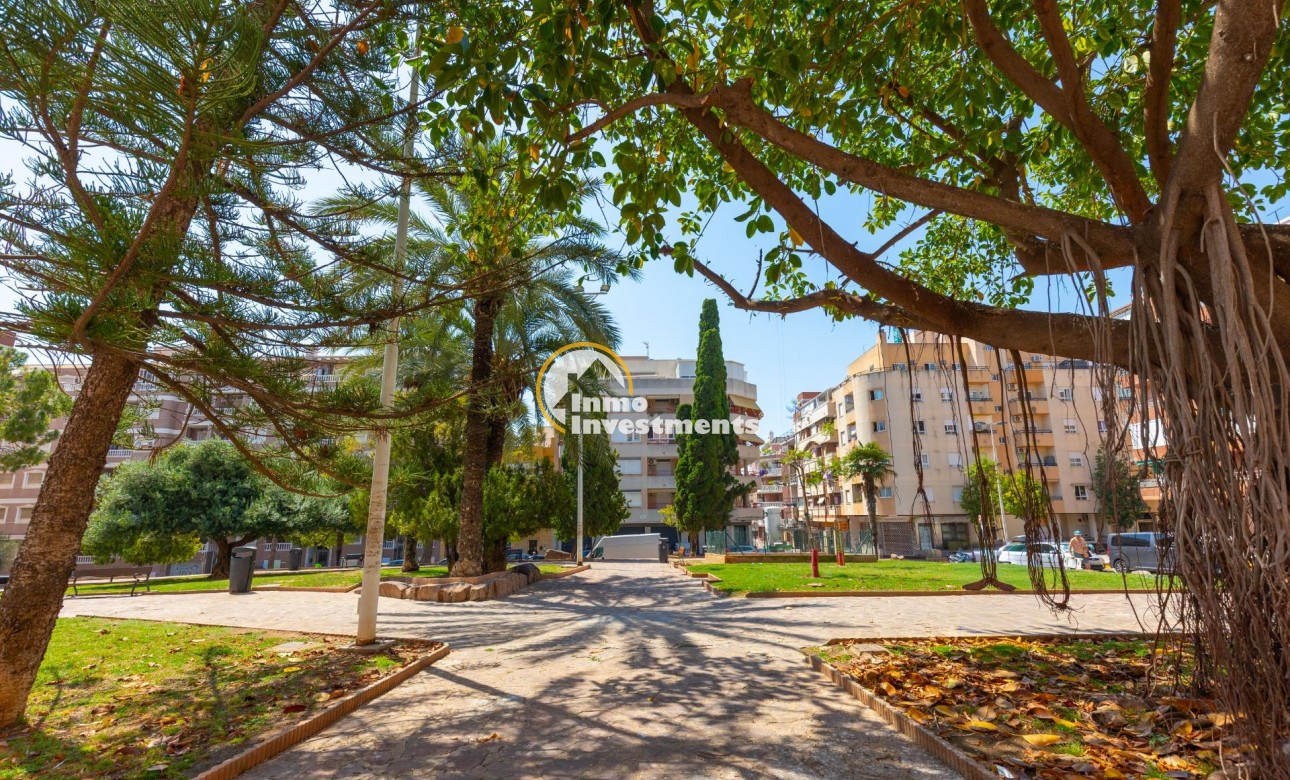 Resale - Apartment - Torrevieja - Playa del Cura