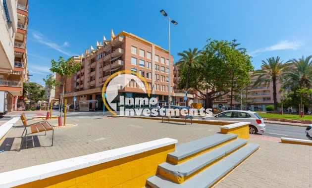 Resale - Apartment - Torrevieja - Playa del Cura
