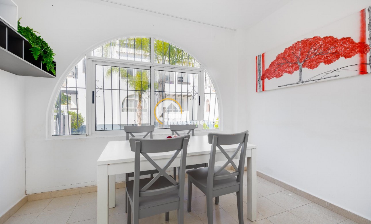 Till salu - Bungalow - Torrevieja - Playa de los Naufragos