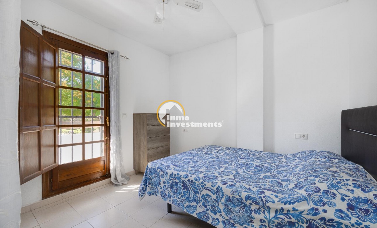 Till salu - Bungalow - Torrevieja - Playa de los Naufragos