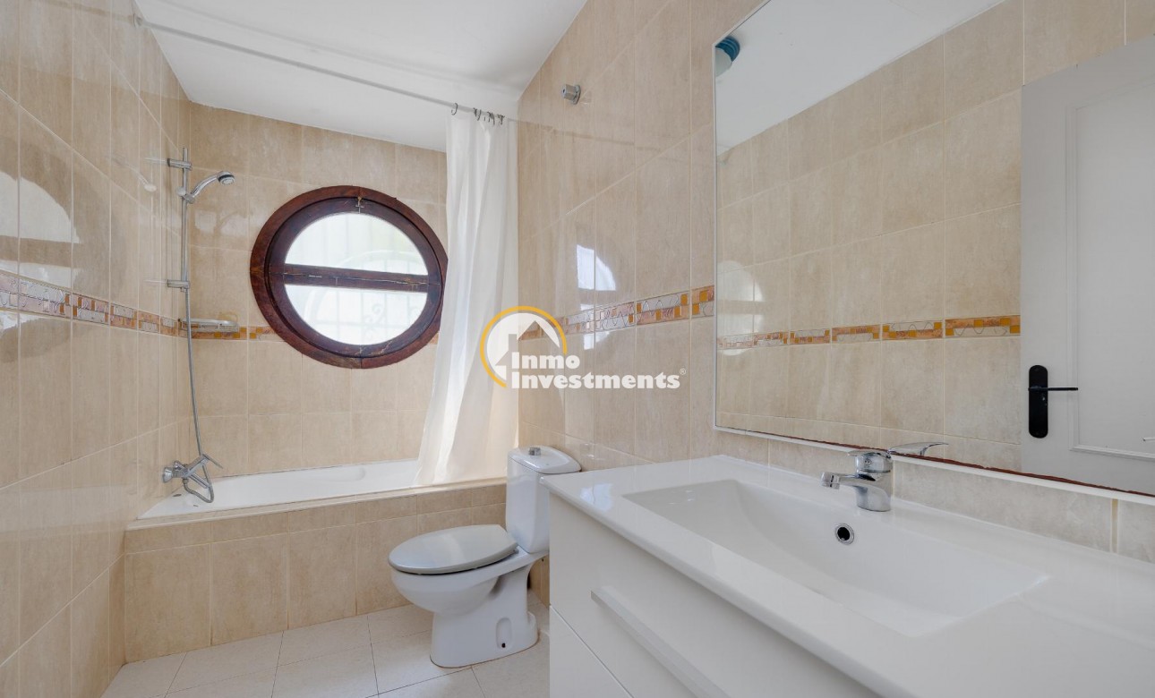 Till salu - Bungalow - Torrevieja - Playa de los Naufragos