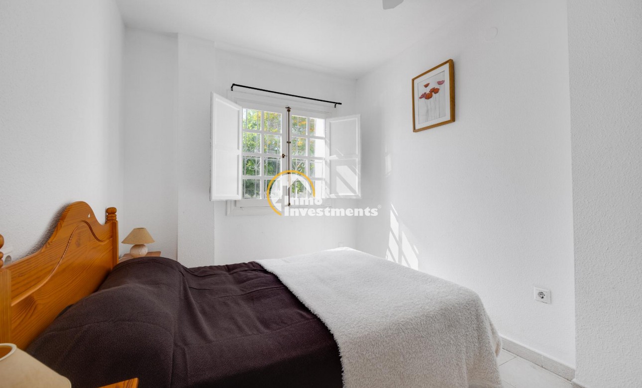 Till salu - Bungalow - Torrevieja - Playa de los Naufragos