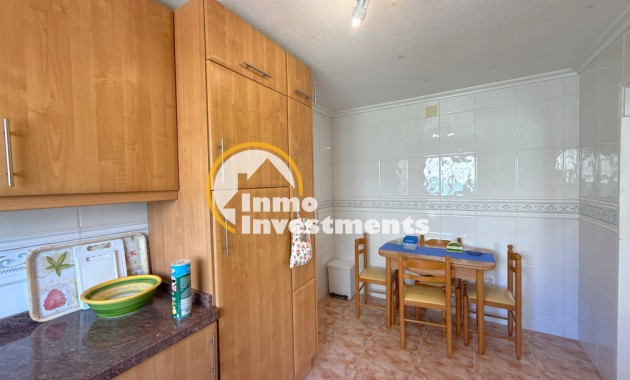Resale - Villa - Cabo Roig - La Regia
