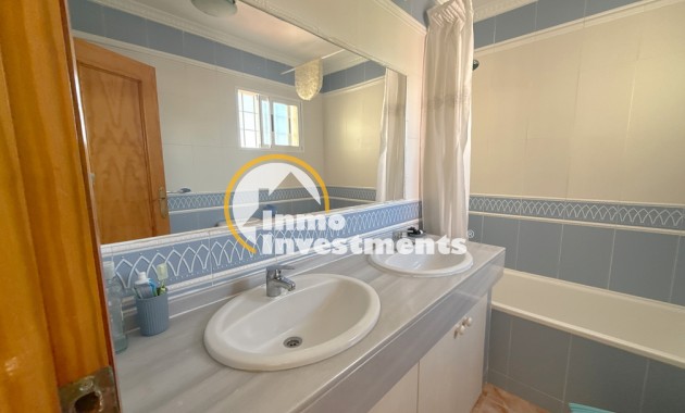 Resale - Villa - Cabo Roig - La Regia