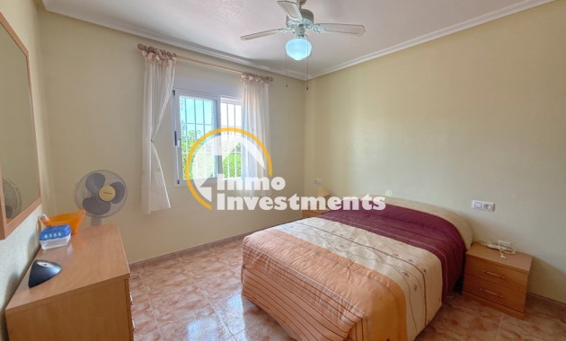 Resale - Villa - Cabo Roig - La Regia