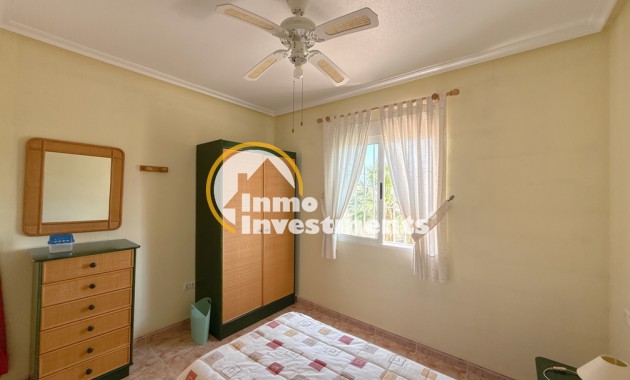 Resale - Villa - Cabo Roig - La Regia
