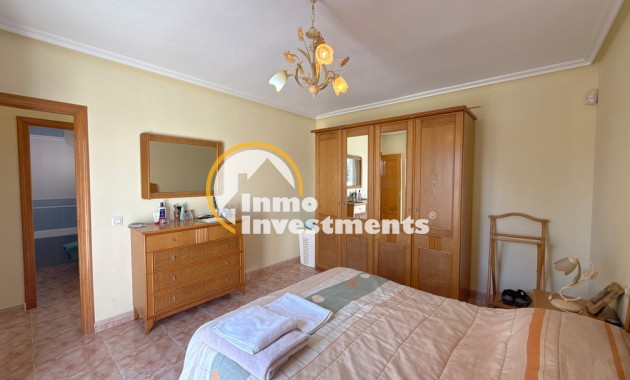 Resale - Villa - Cabo Roig - La Regia