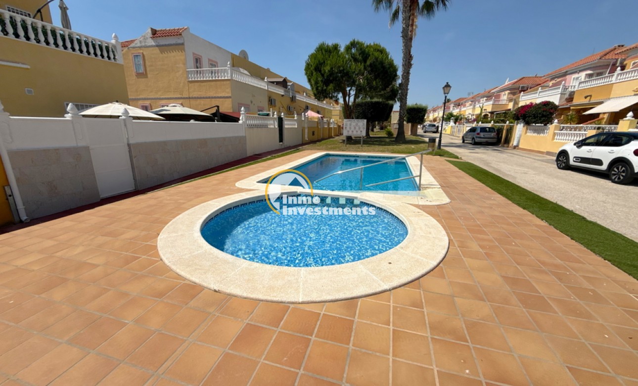 Resale - Villa - Cabo Roig - La Regia