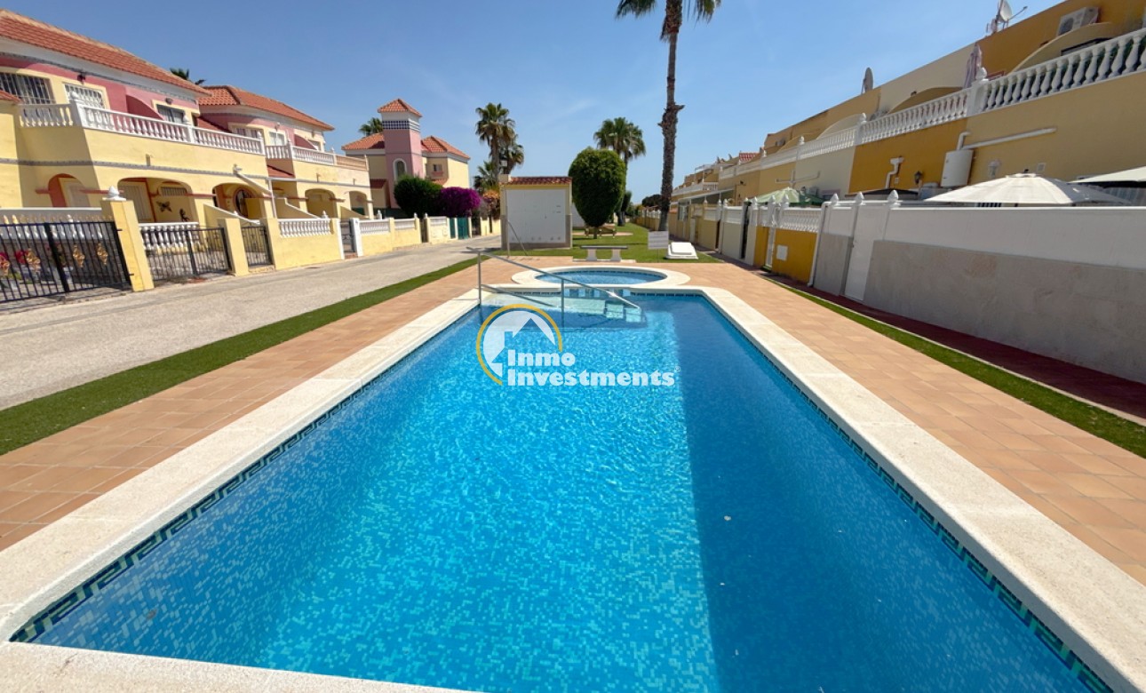 Resale - Villa - Cabo Roig - La Regia