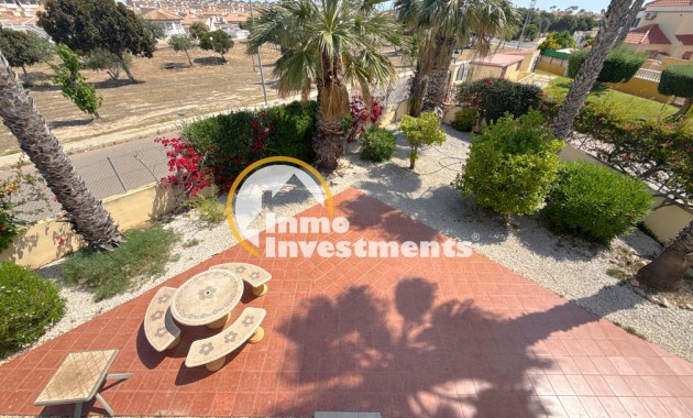 Resale - Villa - Cabo Roig - La Regia
