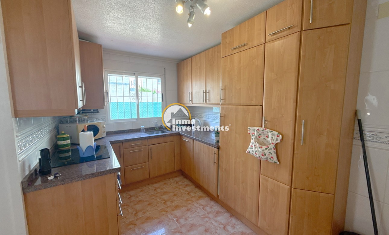 Resale - Villa - Cabo Roig - La Regia