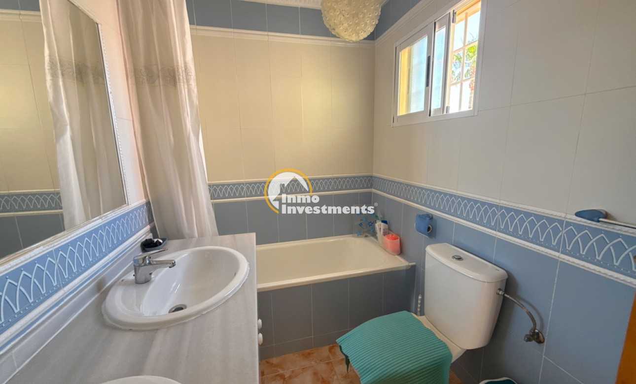 Resale - Villa - Cabo Roig - La Regia