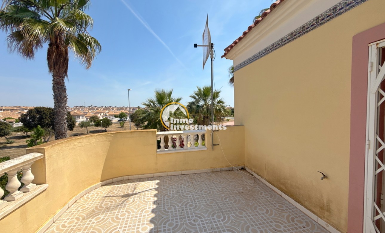 Resale - Villa - Cabo Roig - La Regia