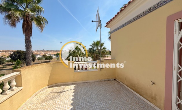 Resale - Villa - Cabo Roig - La Regia