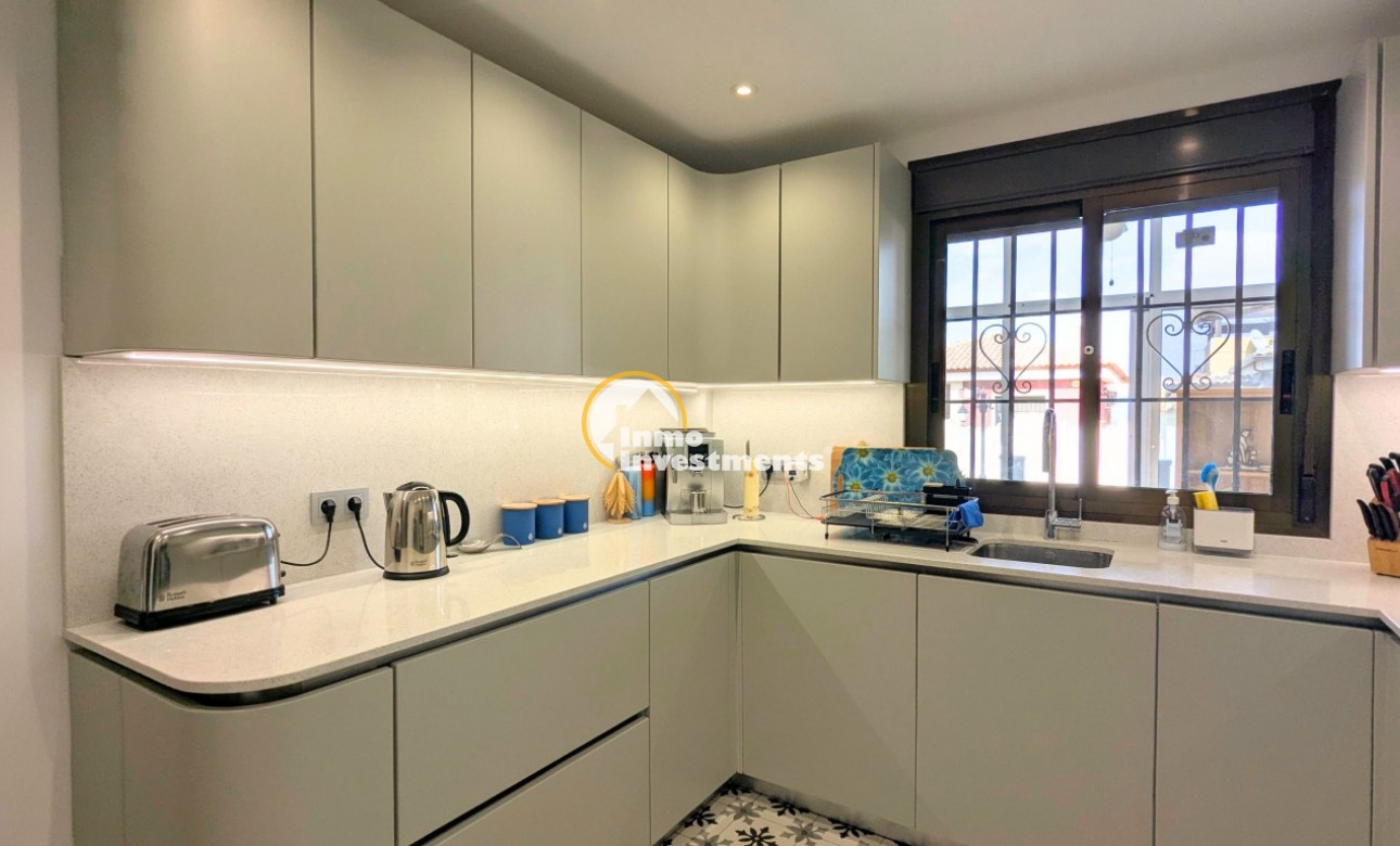 Bestaande bouw - Villa - Bigastro - 