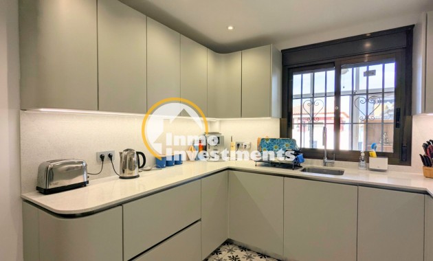 Bestaande bouw - Villa - Bigastro - 
