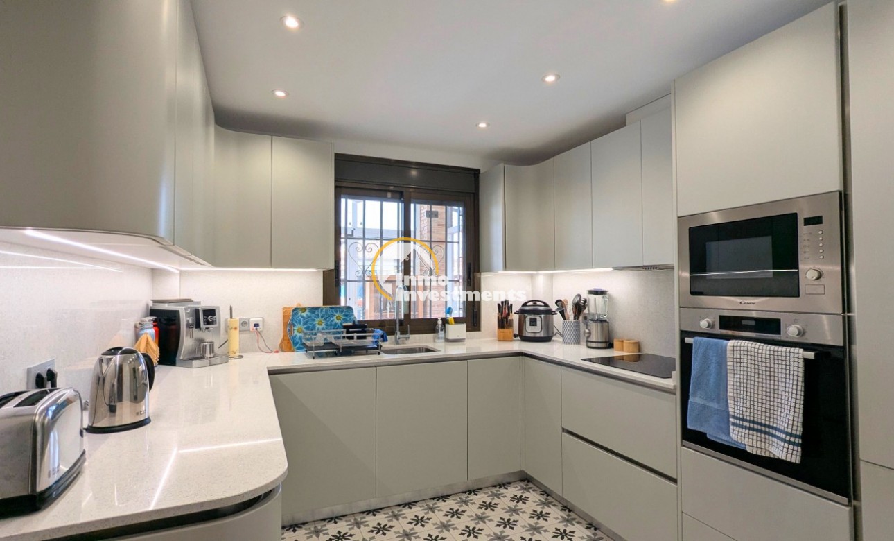 Bestaande bouw - Villa - Bigastro - 