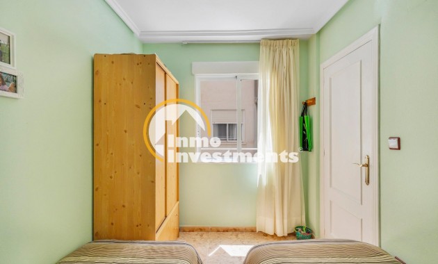 Reventa - Apartamento - Torrevieja - Estacion de autobuses