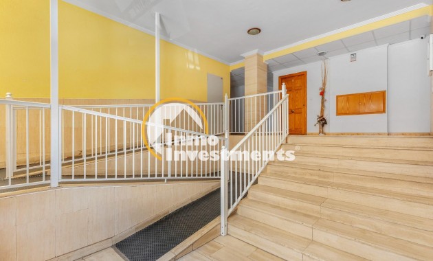 Reventa - Apartamento - Torrevieja - Estacion de autobuses