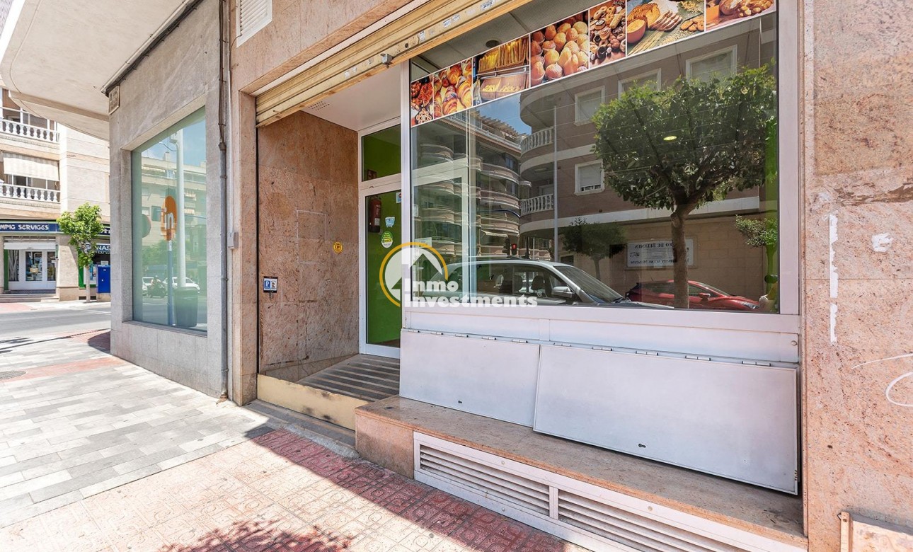 Bestaande bouw - Commercieel - Torrevieja - Centro