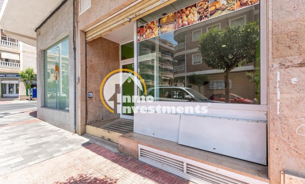 Bestaande bouw - Commercieel - Torrevieja - Centro
