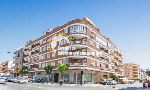 Bestaande bouw - Commercieel - Torrevieja - Centro