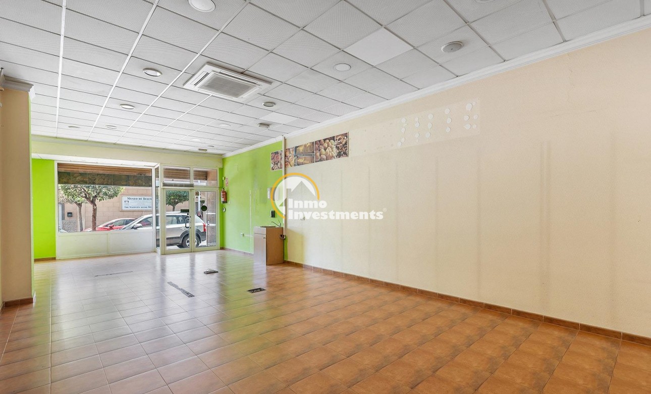 Bestaande bouw - Commercieel - Torrevieja - Centro