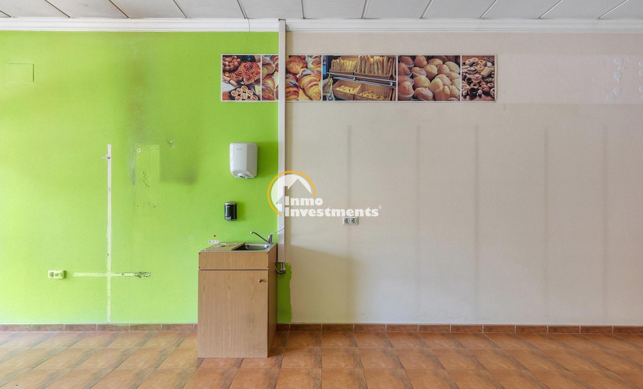 Bestaande bouw - Commercieel - Torrevieja - Centro