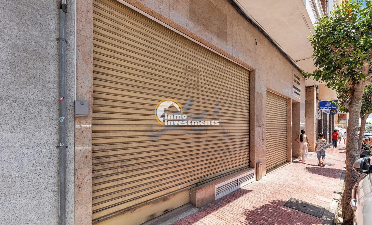 Bestaande bouw - Commercieel - Torrevieja - Centro