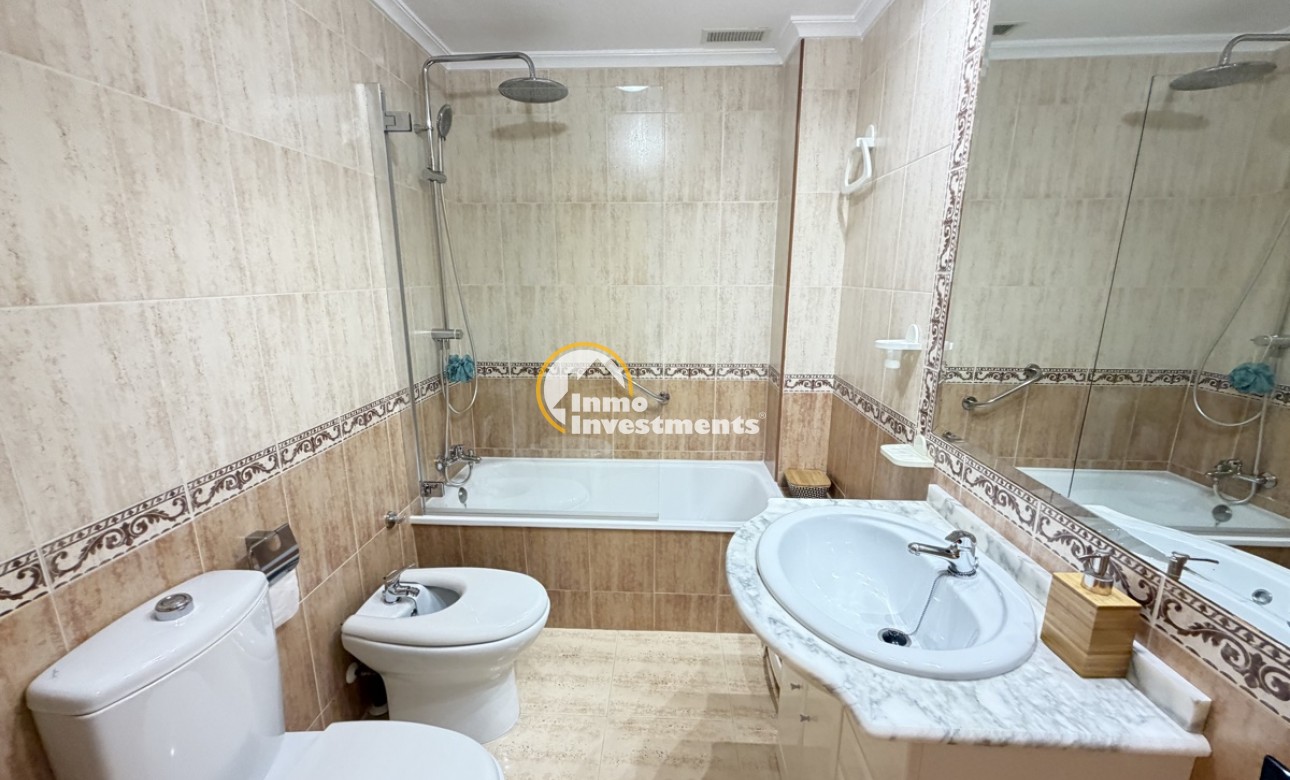 Resale - Town house - Playa Flamenca