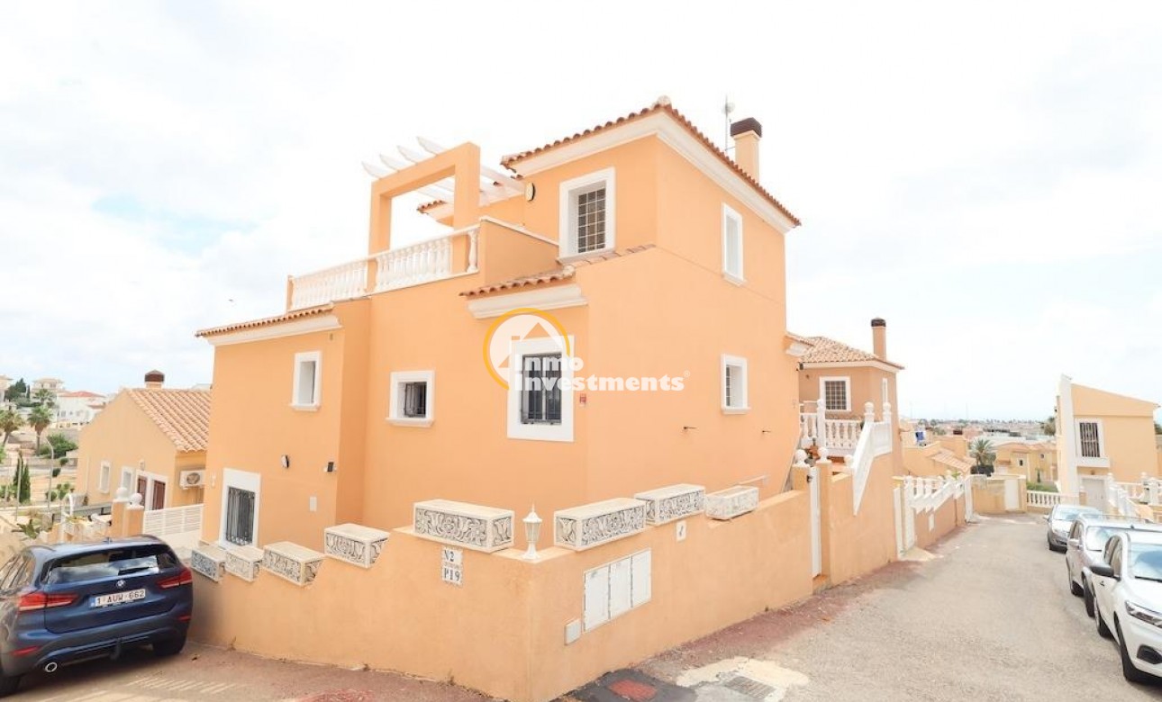 Bestaande bouw - Villa - Villamartin - Bosque de las Lomas 