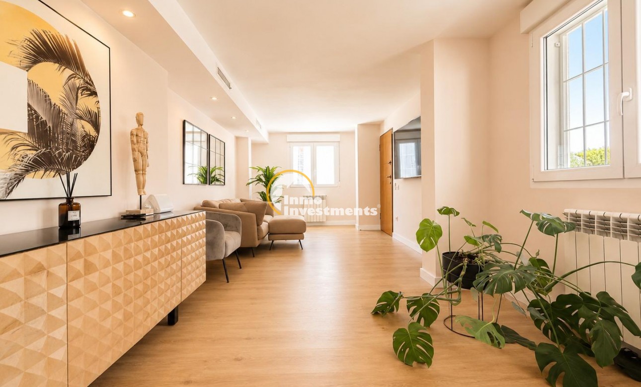 Reventa - Chalet independiente - Campoamor