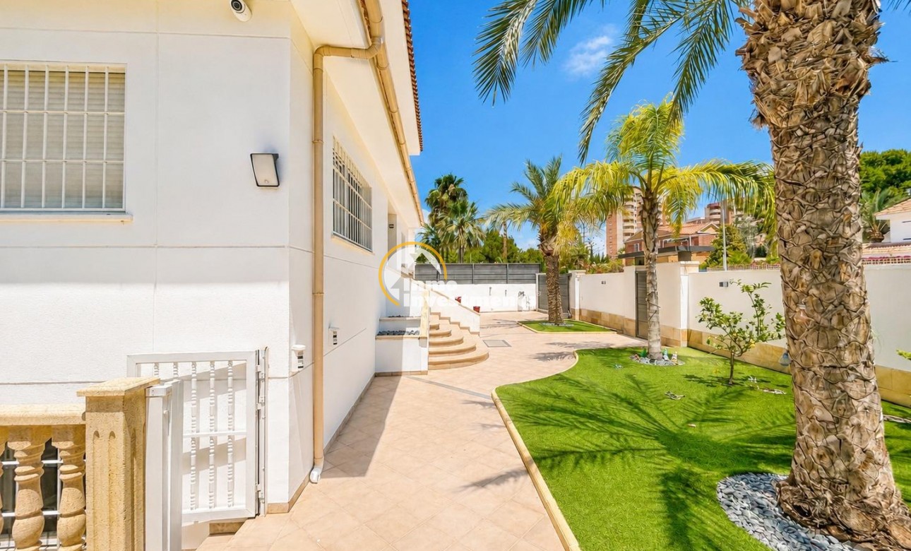 Reventa - Chalet independiente - Campoamor