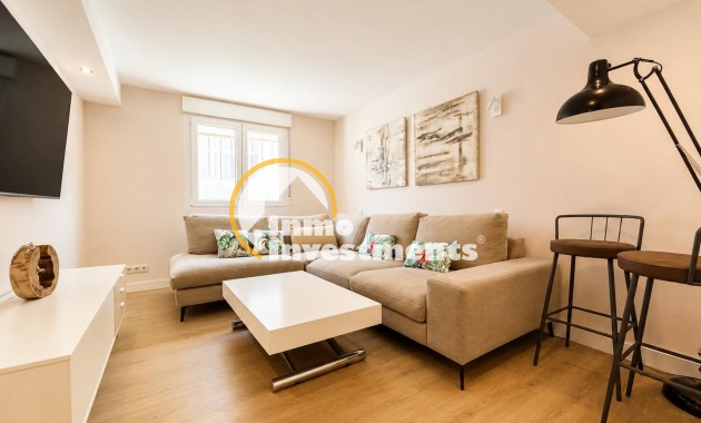 Reventa - Chalet independiente - Campoamor