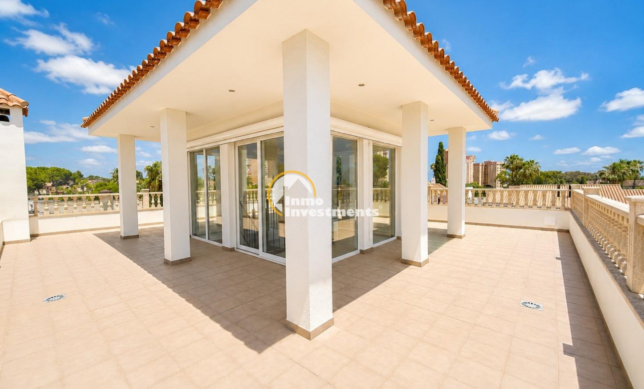 Reventa - Chalet independiente - Campoamor