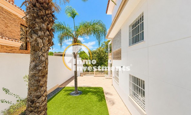 Reventa - Chalet independiente - Campoamor