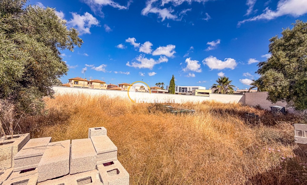 Bestaande bouw - Terrein - SANTIAGO DE LA RIBERA - zona san blas