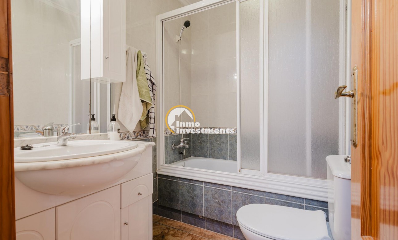 Bestaande bouw - Appartement - Torrevieja - Playa del Acequion