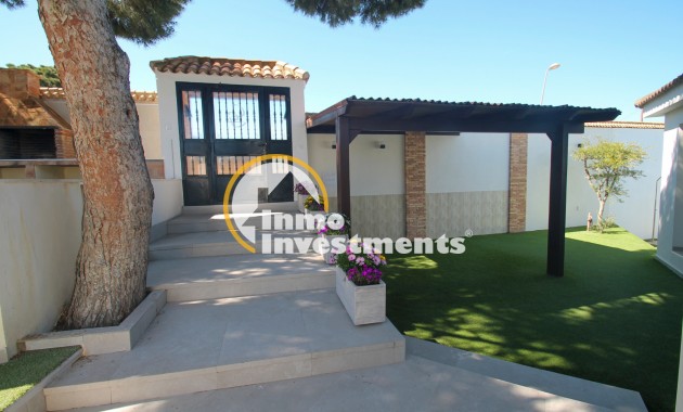 Resale - Villa - Detached - Los Balcones