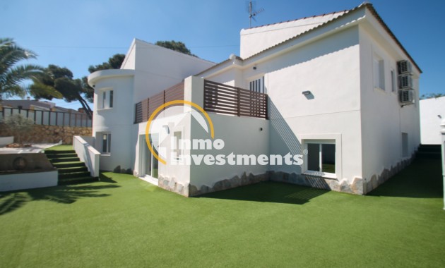 Resale - Villa - Detached - Los Balcones