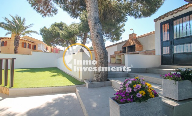 Resale - Villa - Detached - Los Balcones