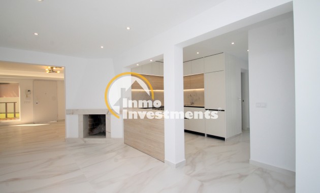 Resale - Villa - Detached - Los Balcones