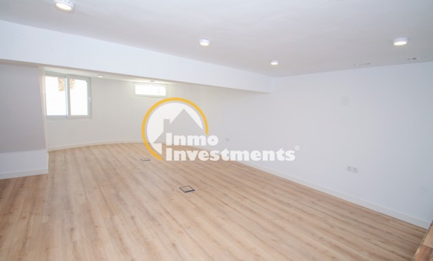 Resale - Villa - Detached - Los Balcones