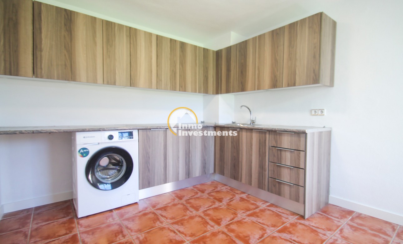 Resale - Villa - Detached - Los Balcones
