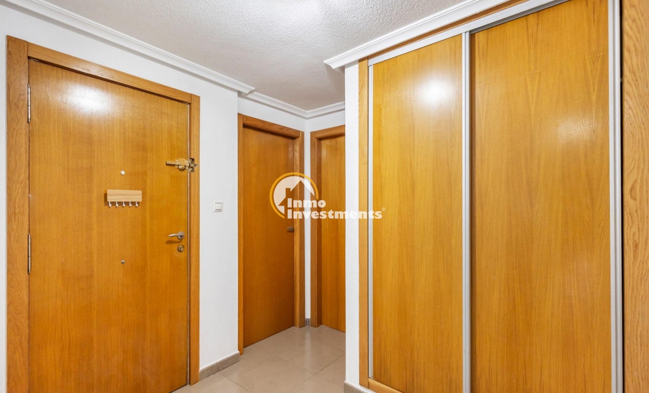 Resale - Apartment - Torrevieja