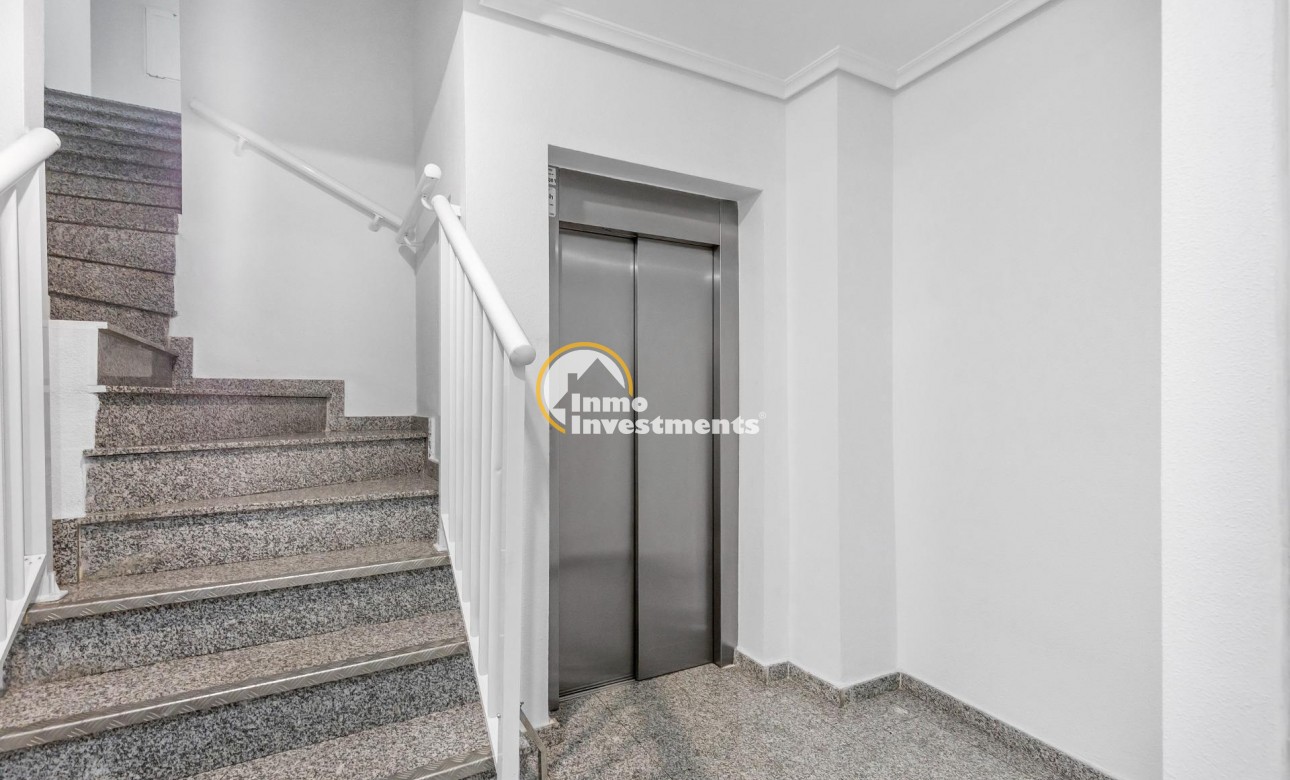 Resale - Apartment - Torrevieja