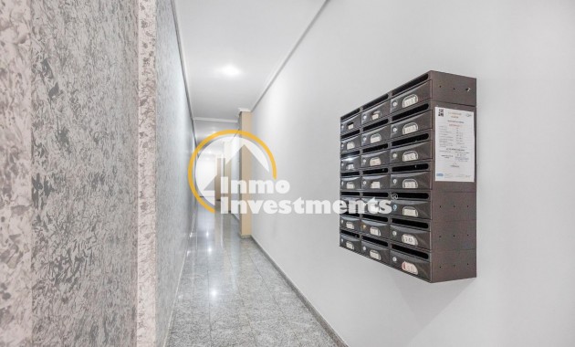 Resale - Apartment - Torrevieja