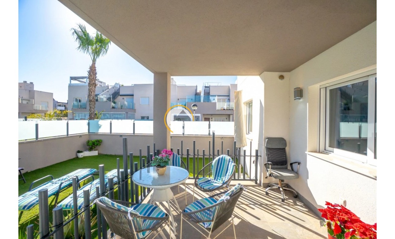 Reventa - Apartamento - Torrevieja - Aguas Nuevas